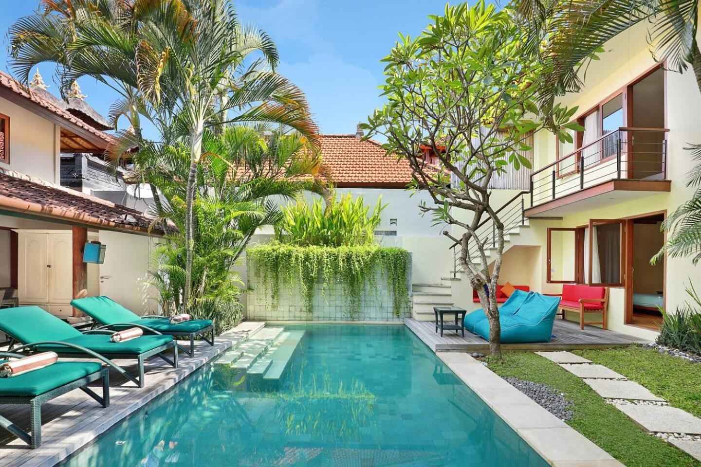 Super Value 4 Bedroom, Walk To Bintang Supermarket Seminyak  Exterior photo